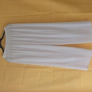 Modelia Sheer Pants